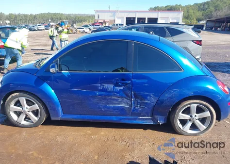 2007 Volkswagen New Beetle 2.5 from USA, damaged, VIN 3VWSW31C17M517720